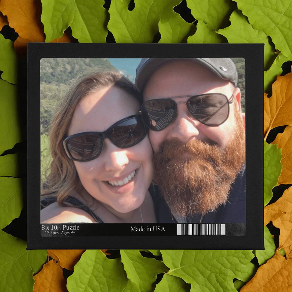 Puzzle family pictures on a puzzle