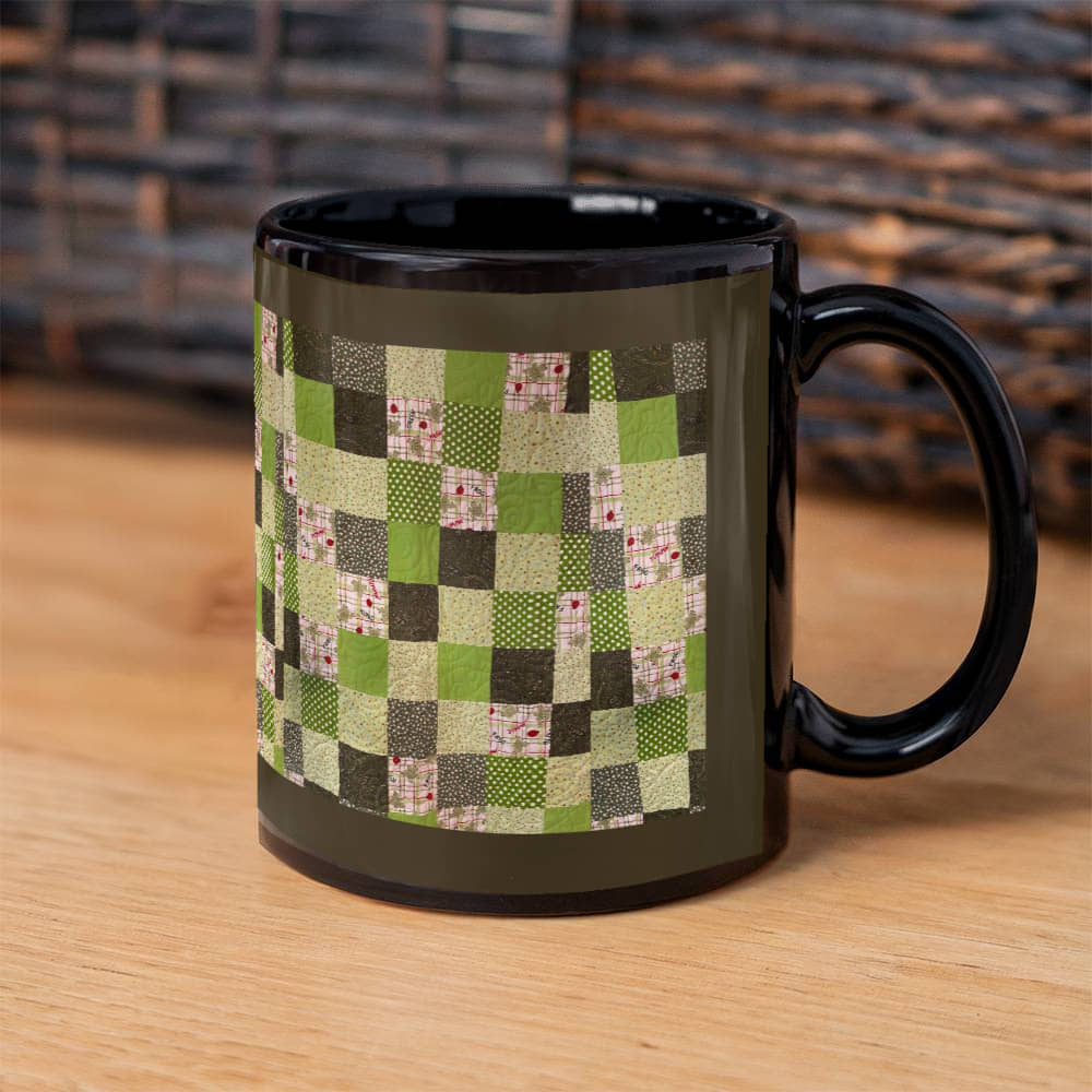 Green quilt for Black Ceramic Mug Black border