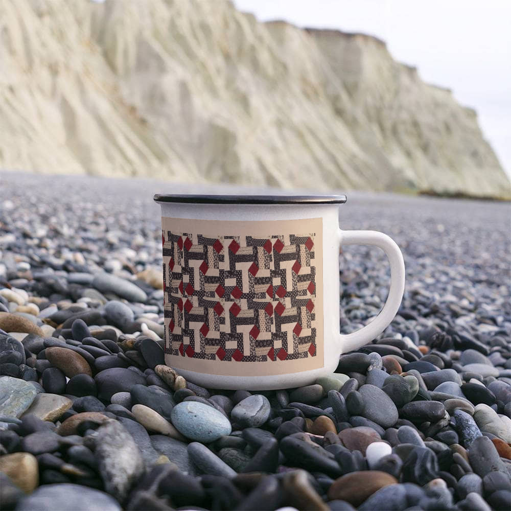 Red diamond quilt cup design tan back